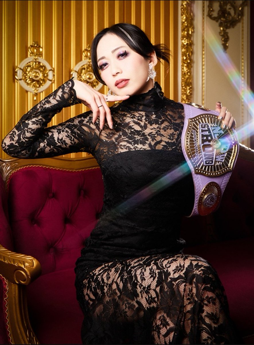 #上谷沙弥 🐦‍⬛🖤
#STARDOM

Thank you Saya Kamitani for an amazing and unforgettable World of STARDOM Championship reign.  

🐦‍⬛ You surpassed Mayu Iwatani last week and made an unprecedented impact by regularly appearing on national television and creating new STARDOM fans.  

🐦‍⬛