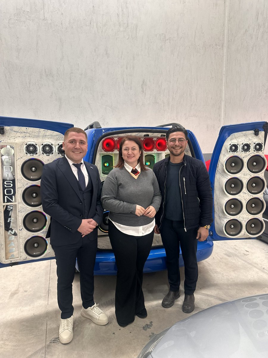 nigarayyildiz's tweet image. Modifiye üzerine çalışıyoruz. Sorunları konuşuyor, çözüm önerileri geliştiriyoruz. Yakında… 

@yavuzagiraliog @tevfikkapar21 #modifiye #motor #motosiklet