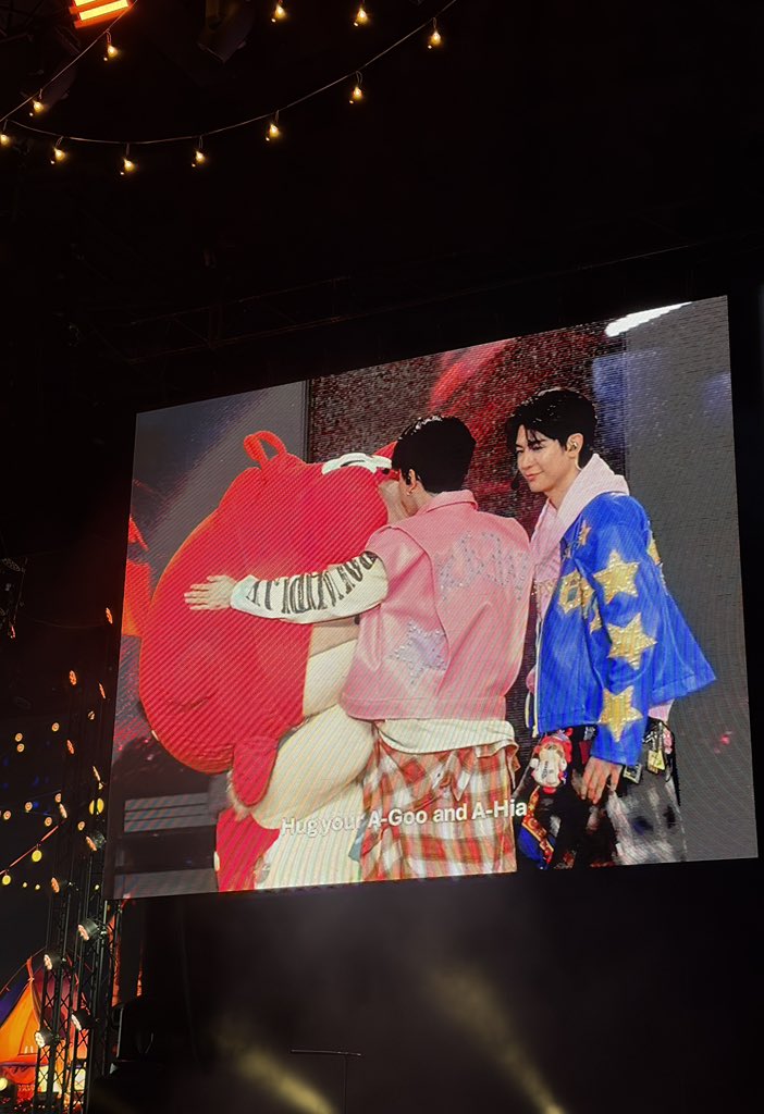 ขอบคุนทุกคนที่ร้ากกอาเฮียอากู๋เยอะๆ เลยงับ นุ่งก้อร้ากด้วยย ✨🫶🏻
#SeaKeenFanMeeting
#NONGNOOONG