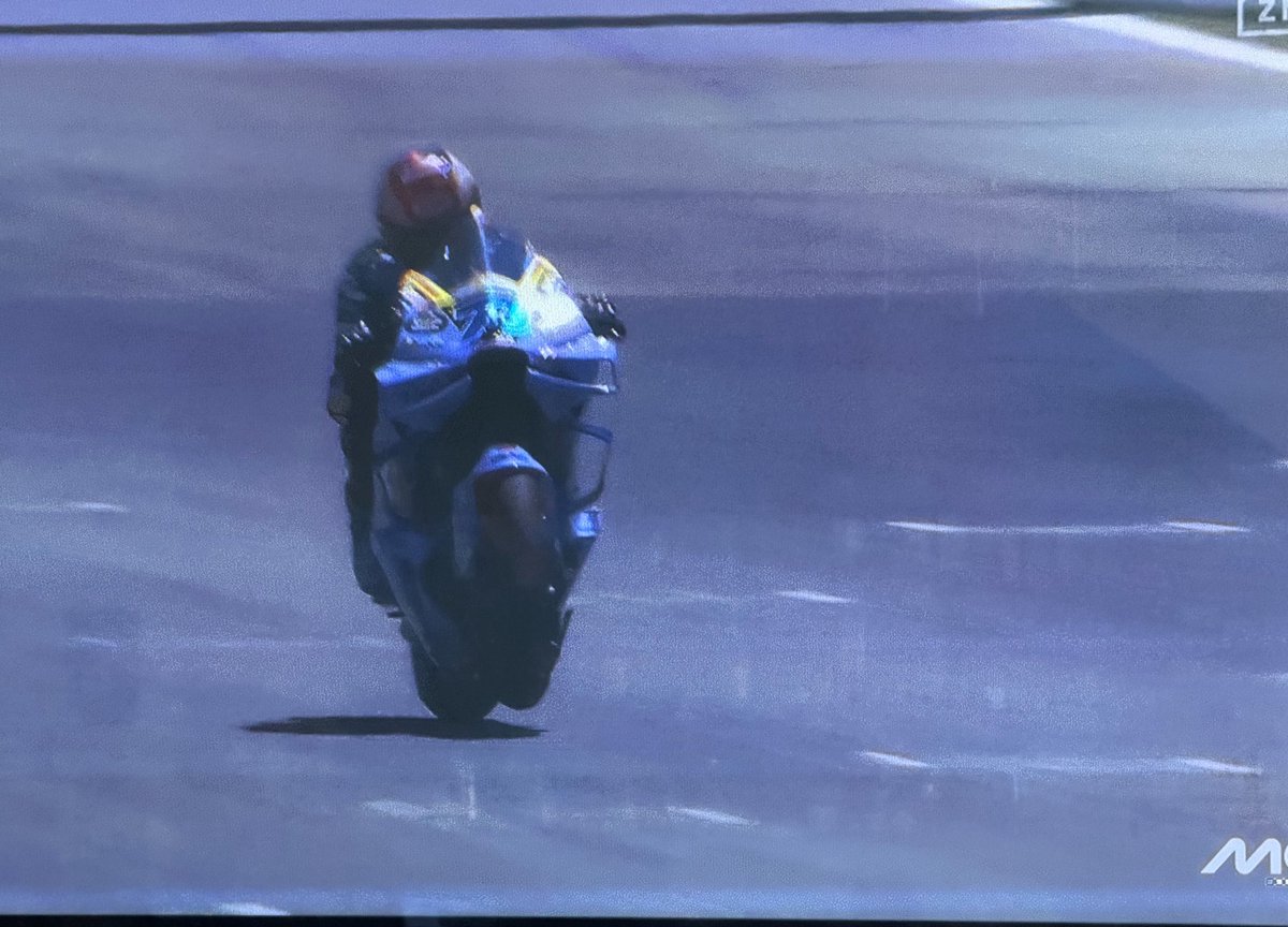 margaapr's tweet image. ¡Grandeeee @alexmarquez73 ! 🎉🎉🎉🎉🎉🎉🎉💙 #AM73 💙 #P1 #Spanishgp