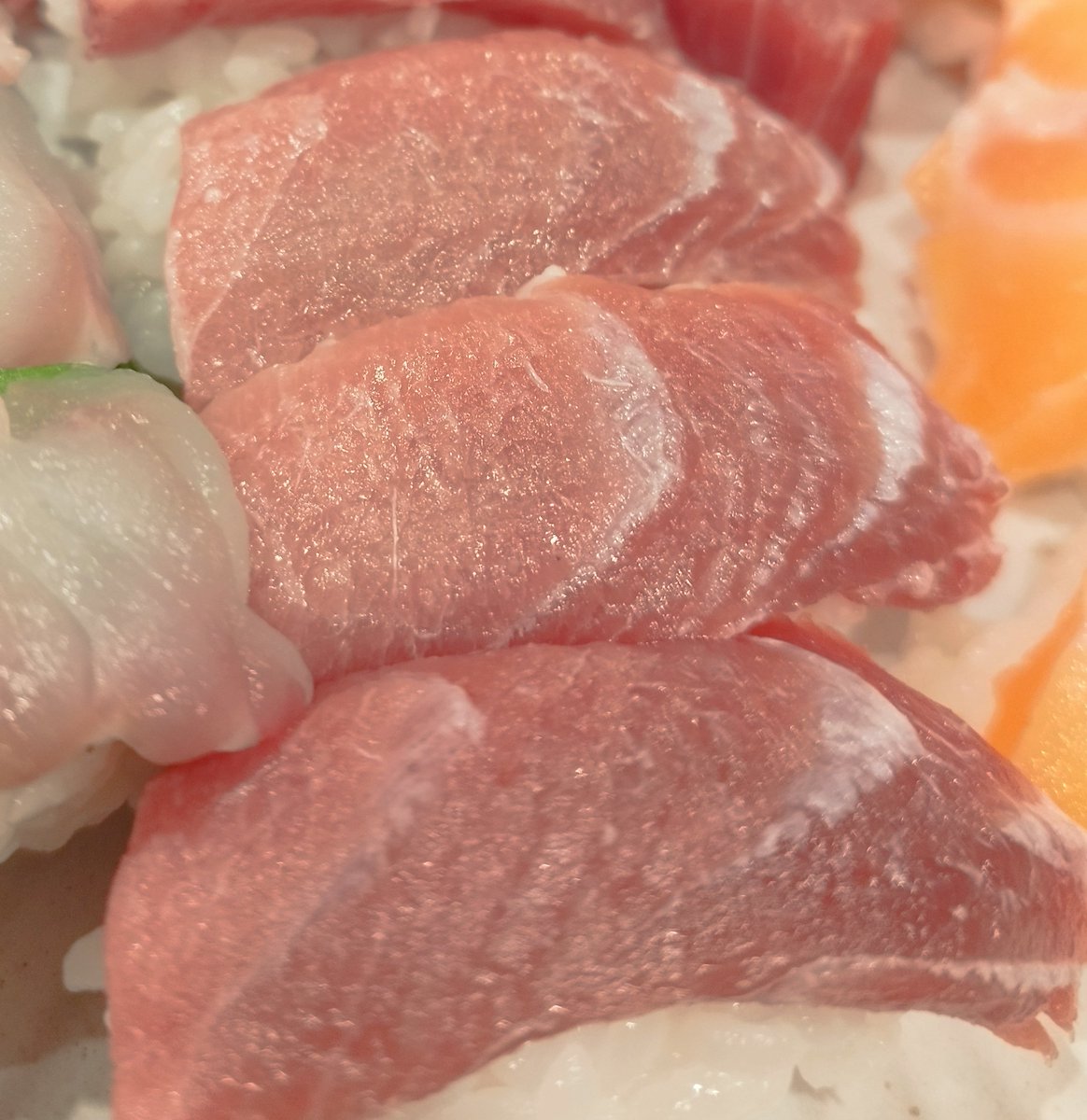 しん太 tweet media