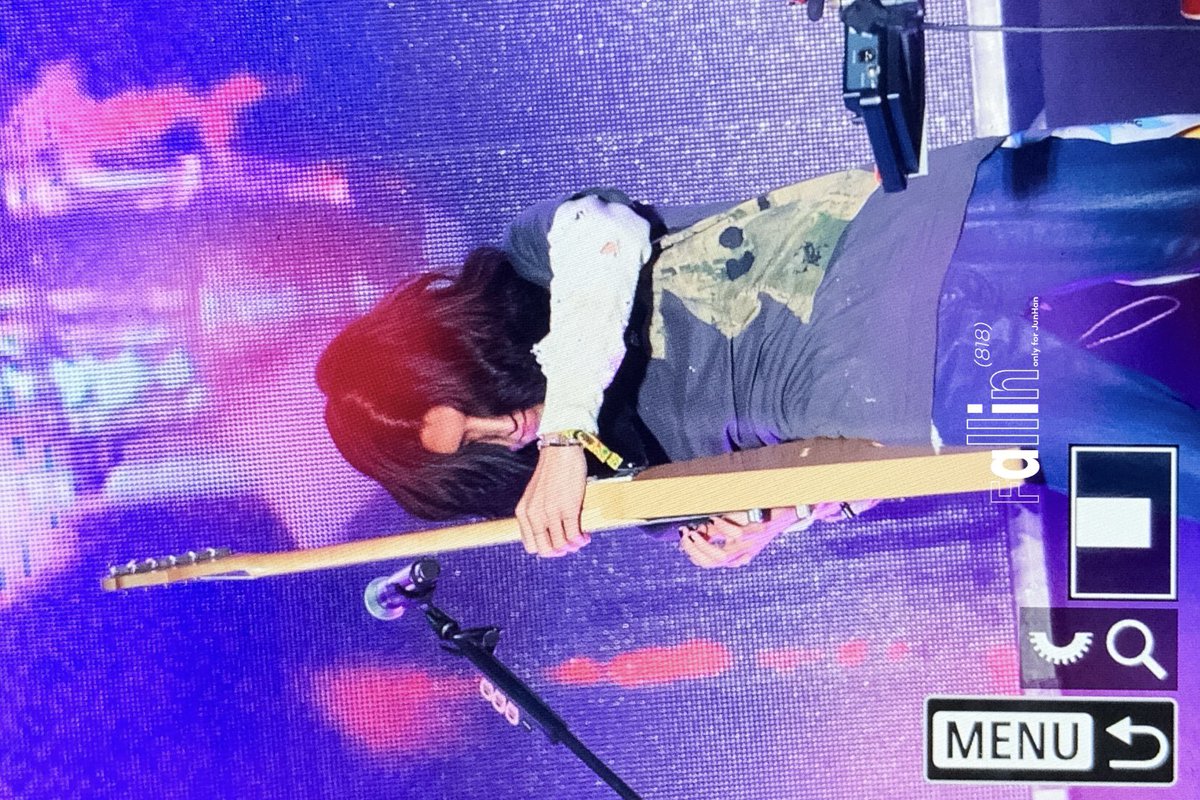 정이든다 tweet media