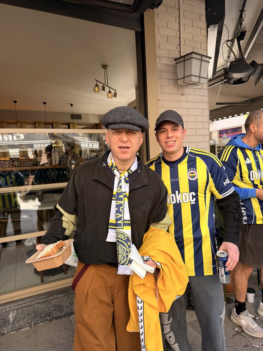 rkbaslar's tweet photo. televizyonun sesini açın.. GELİYORUZ https://t.co/49j1peyKMW
