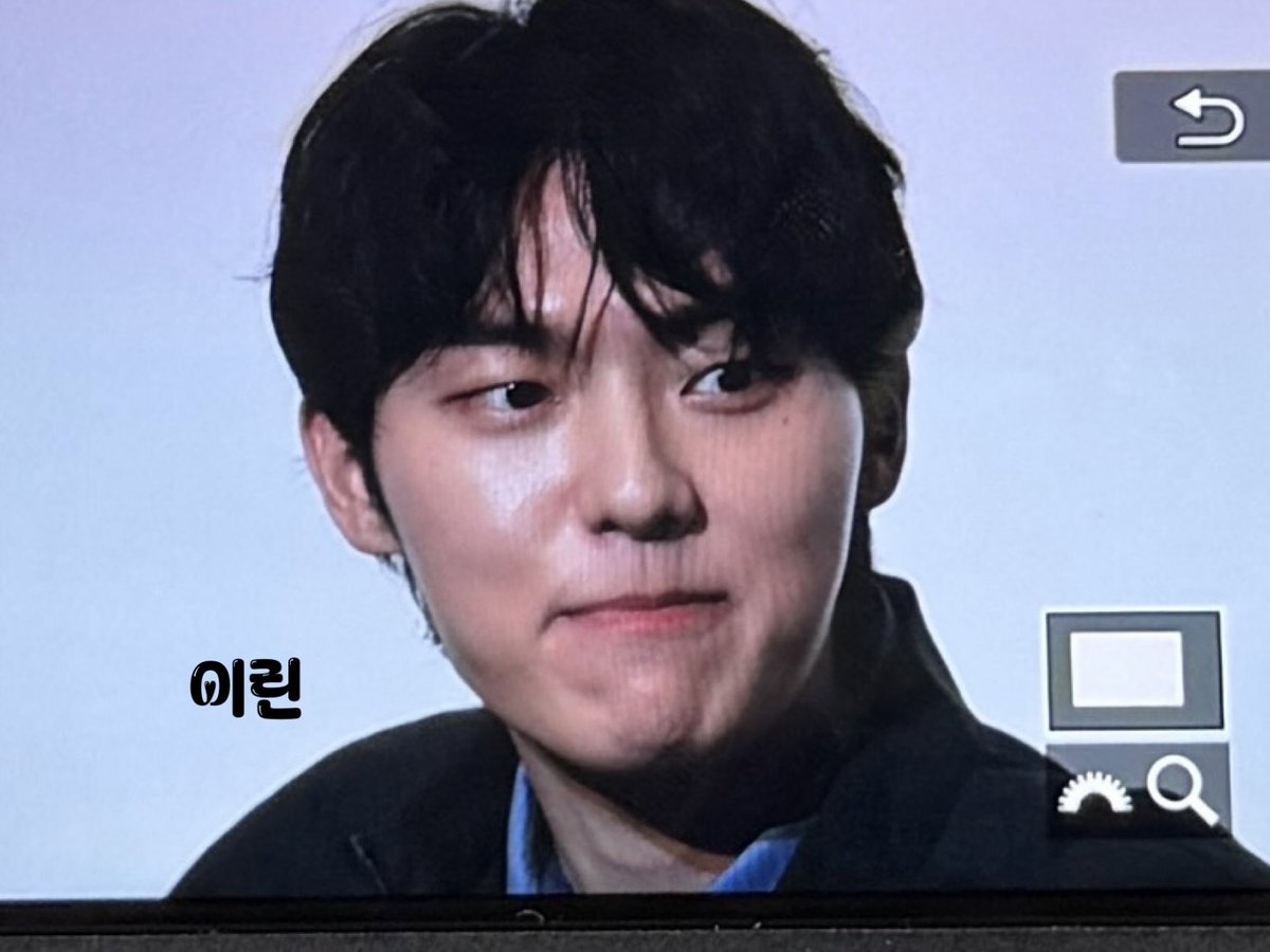 Eill0113's tweet photo. 왜케 이쁨
260426 머니볼 GV
#mcff #최현욱 https://t.co/VLTX3bRSNU
