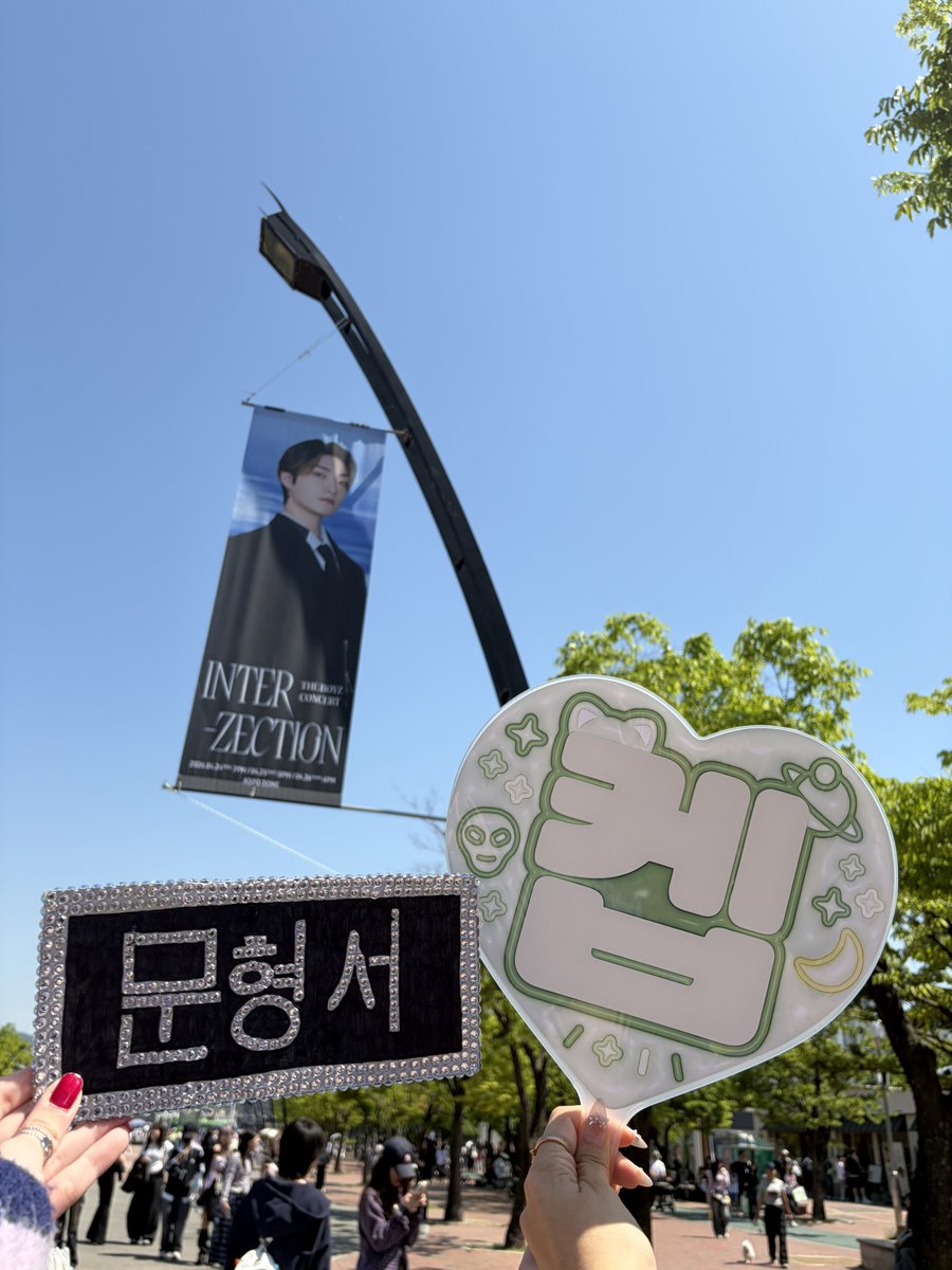 kevin moon zone tweet media