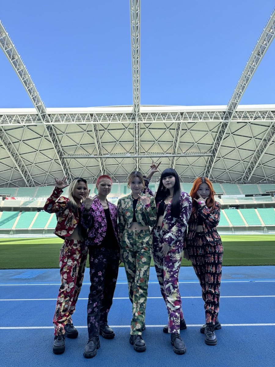 spin_sakura_'s tweet image. #ジゴロック2026 2日目
雨の中ご覧いただき、ありがとうございました！！
冷えたと思うので、暖かくして休んでください🍵

関係各位、スタッフの皆さん
2日間本当にありがとうございました！
ジゴロックへの出演、心から感謝しています
@jigorock_oita 
#SPiN #roadtoジゴロック #大分を盛り上げよう