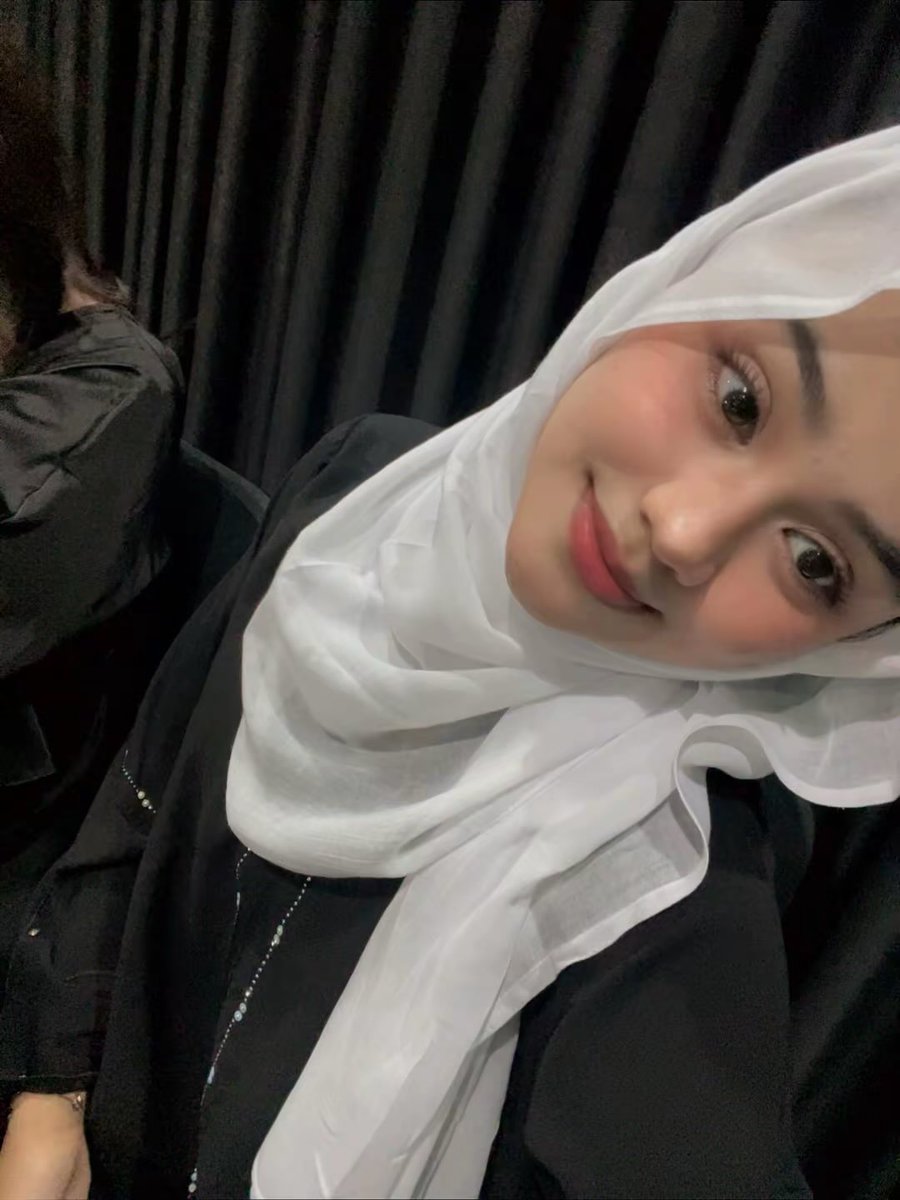 moonlitt byyy tweet media