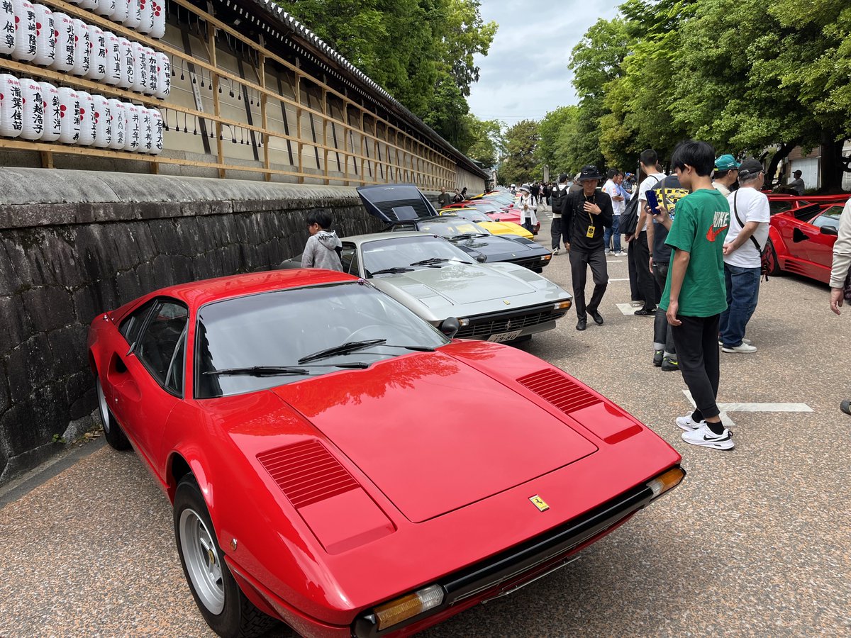 KeisukeFD3S's tweet photo. 4/26 毎年恒例となった京都・北野天満宮での SCHG（スポーツ＆スーパーカー・ヘリテージ・ギャザリング）の見学に。
今年も眼福でした😊 https://t.co/Pg5fD0jaGM
