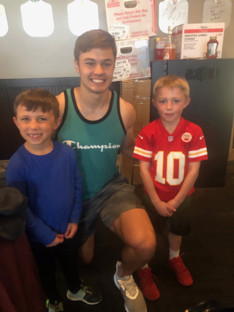 Mmclaughlin84's tweet photo. And now another of their favorites is in the league!  Sam Scott has signed with the Jets!  He's a great young man! https://t.co/Wrqqc0lZhi