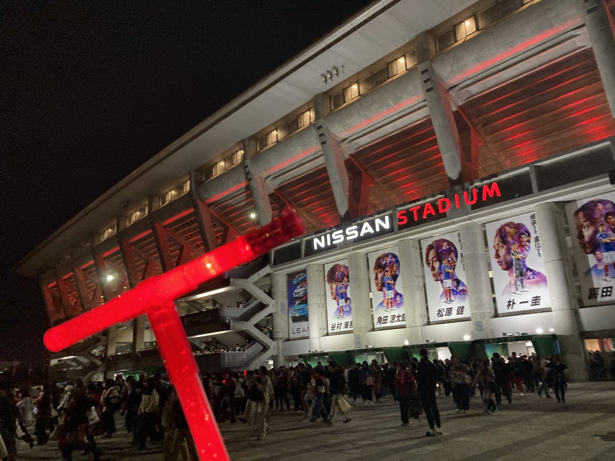 lucababbi's tweet photo. 2日目！最終日！
もっと聞いていたいよー！！！

#東方神起  #REDOCEAN  #日産スタジアム https://t.co/UWYKBCNY8n