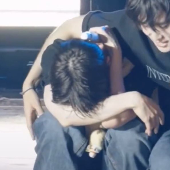 쭈빡이....................... tweet media