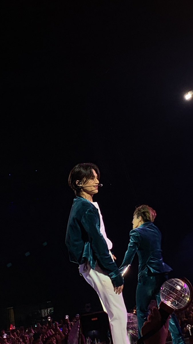 bru. 𝜗𝜚 tweet media