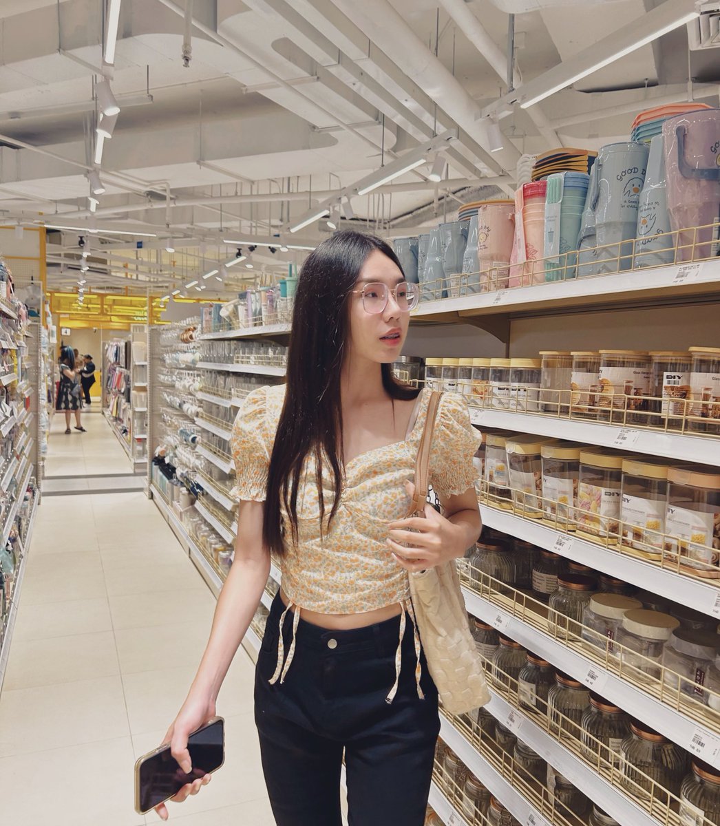 ขนมมิ้น 🍬 tweet media