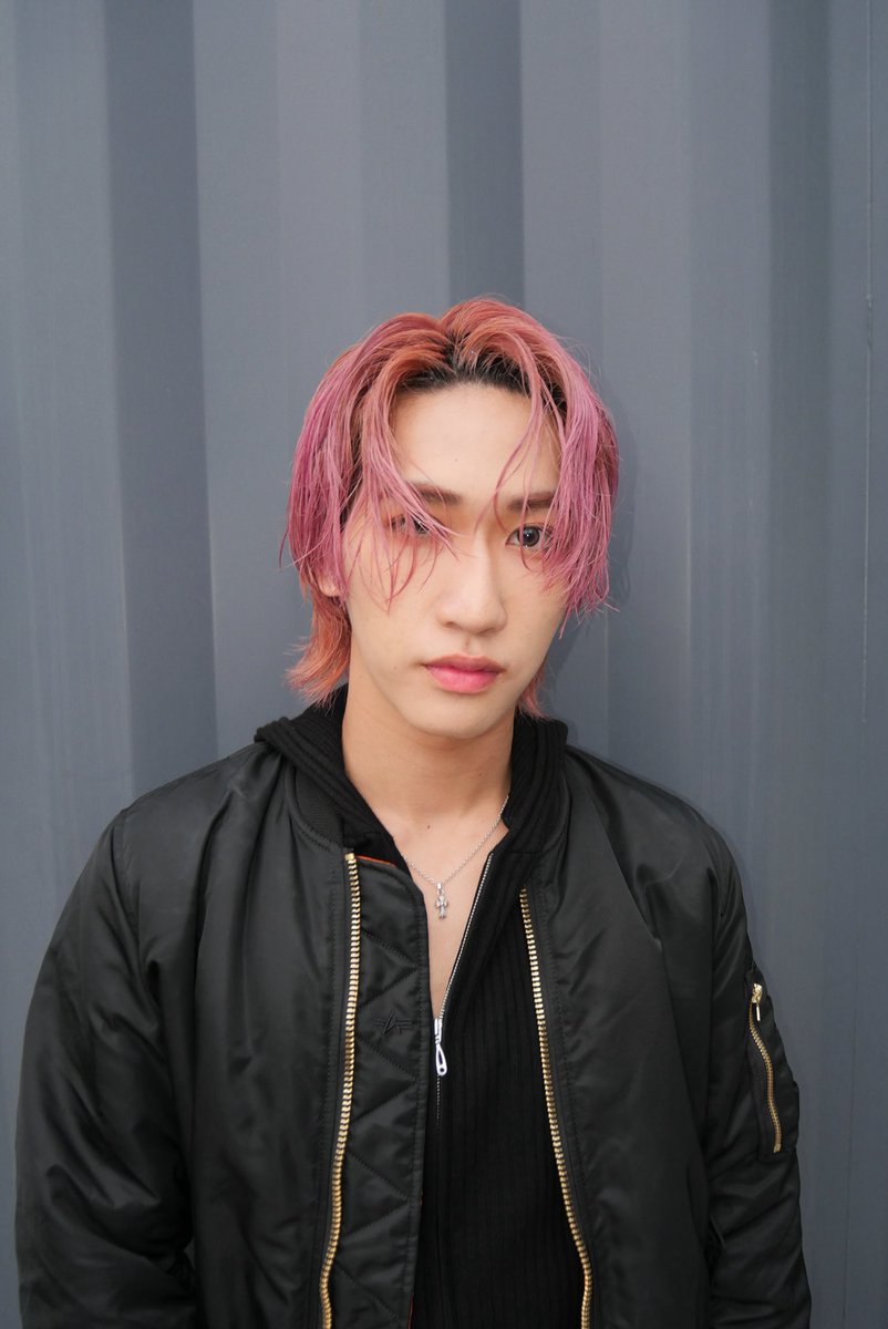 WATWING official tweet media