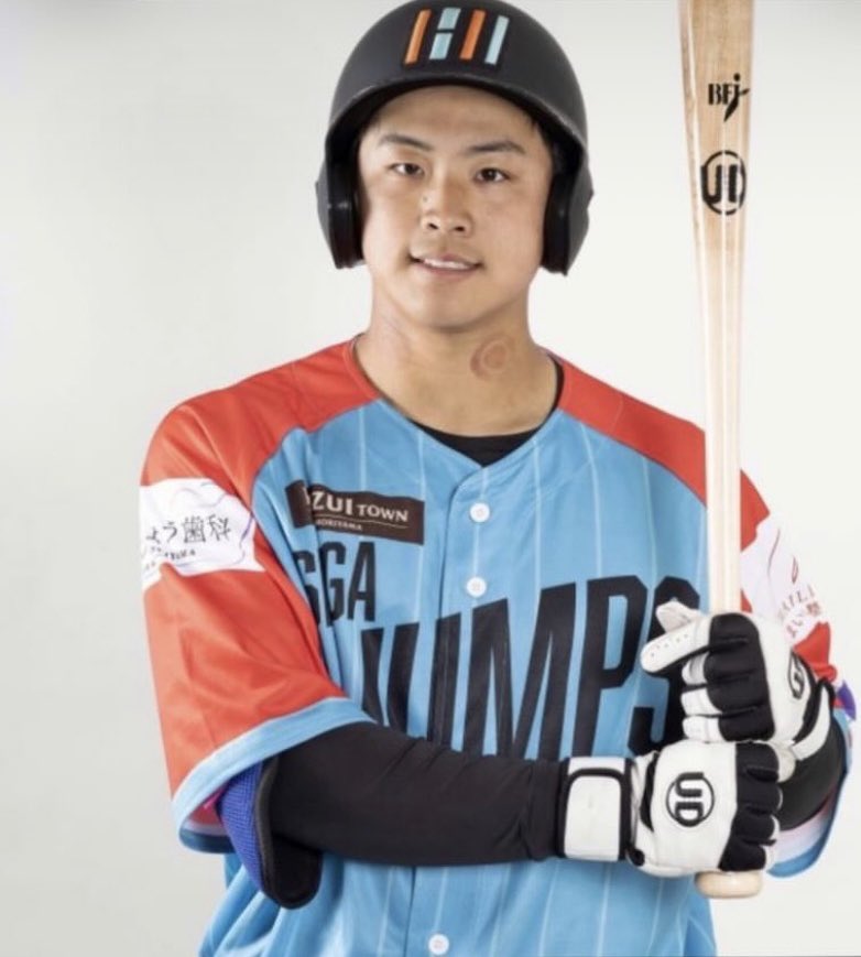 ynu_baseball_5's tweet photo. 滋賀ハイジャンプスに所属する山田庸太(横浜国大)が十勝毎日新聞に特集されました！
頑張れ庸太！！
@SHIGA_HIJUMPS 
#横浜国大

https://t.co/01JrsnlnIZ https://t.co/hvjQlRc8Ez