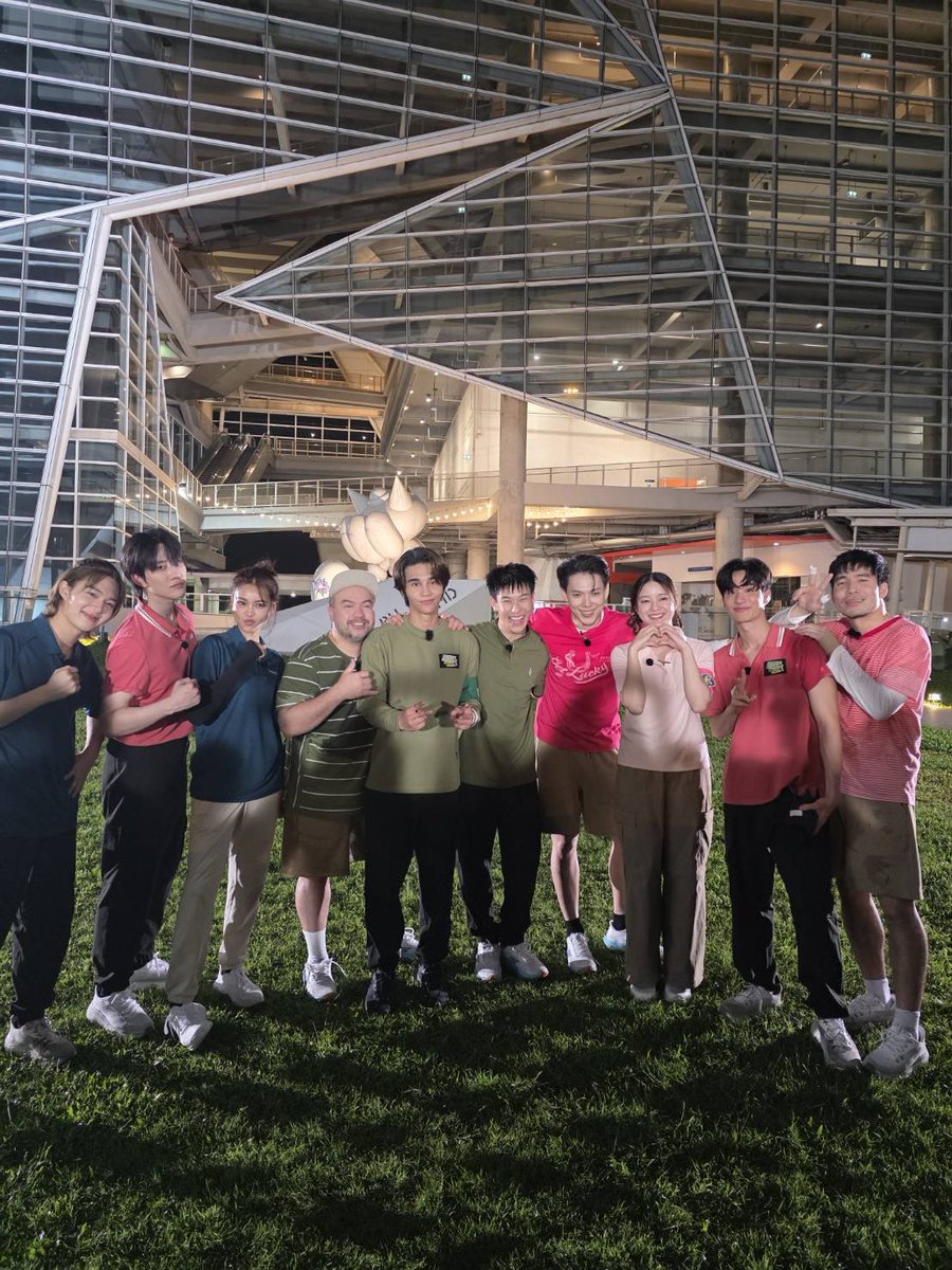 𝗝 𝗘 𝗙 𝗙 𝗦 𝗔 𝗧 𝗨 𝗥 (罗杰夫) tweet media