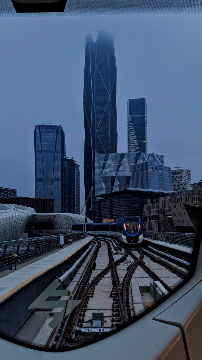 TRAVIS | تراڤس tweet media