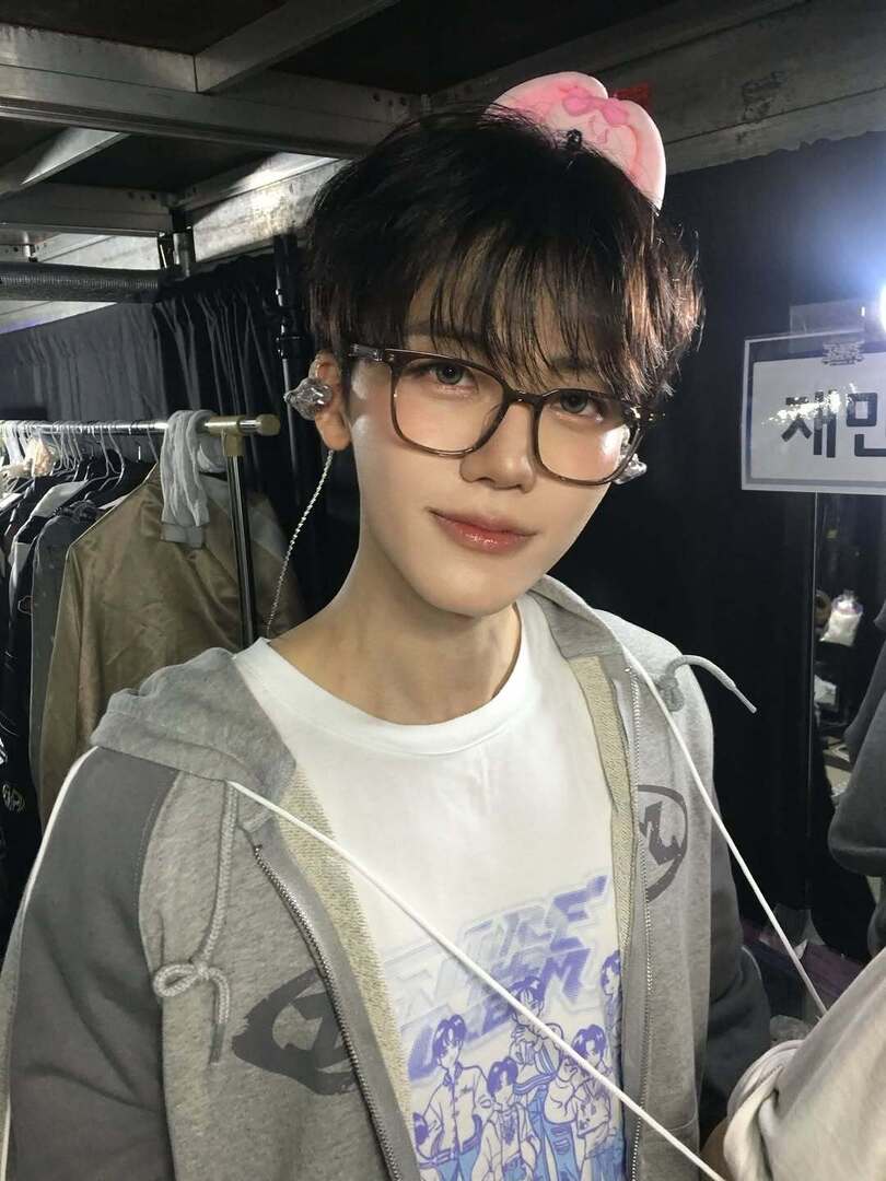 SEND MFS BACA LINK YA GES!! tweet media