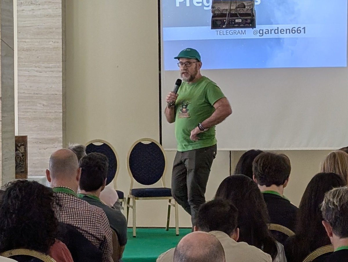 BitBoxSwiss's tweet photo. We had an incredible time during Albacity! 🥳
An small yet pretty authentic event in Albacete, Spain, limited to just 100 attendees organized by the amazing @btc4pobres and his team.
Congratulations @btc4pobres on an amazing first edition! https://t.co/Z7BcfJnN3D