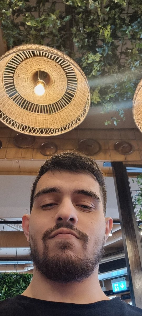jeff 🇮🇶 🇸🇪 tweet media