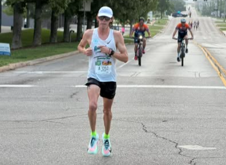 Moore_Monthly's tweet photo. @Moorexctf head coach Dustin Mettler with a strong showing at today's @OKCMarathon. @MooreHS1 @Moore_Lions @MoorePublicSch https://t.co/QCZuROkZ3J