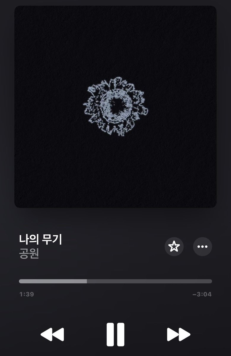 jodamgom's tweet photo. 요즘 매일 듣는 노래들..
출근할때도듣고퇴근할때도듣고새벽에도듣고기상하고도듣고밥먹으면서도듣고산책하면서도듣고고양이한테도들려주고엄마아빠한테도들려줌 https://t.co/OyRew3cd4n