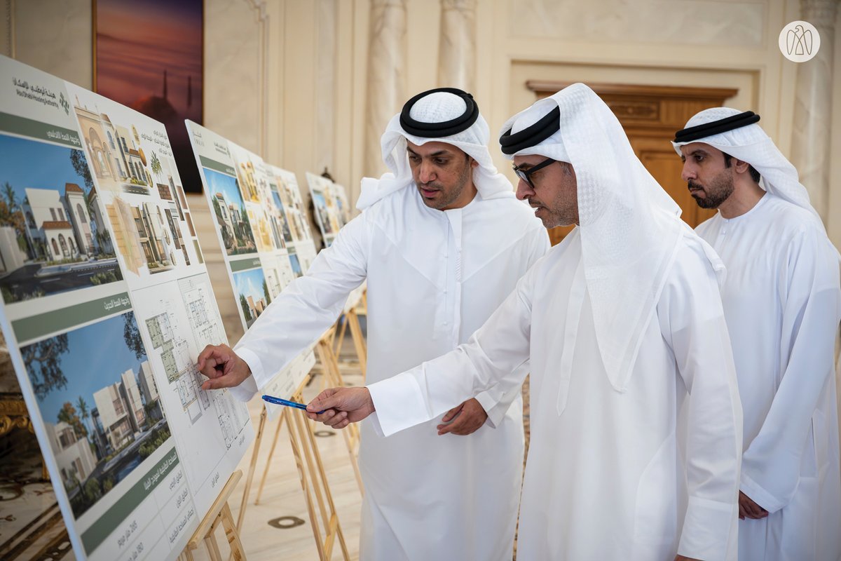 AletihadEn's tweet image. Hazza bin Zayed reviews updates and progress of housing projects in Al Ain Region

Read more: link.aletihad.ae/JYZS 

#AletihadNewsCenter #UAE #AbuDhabi