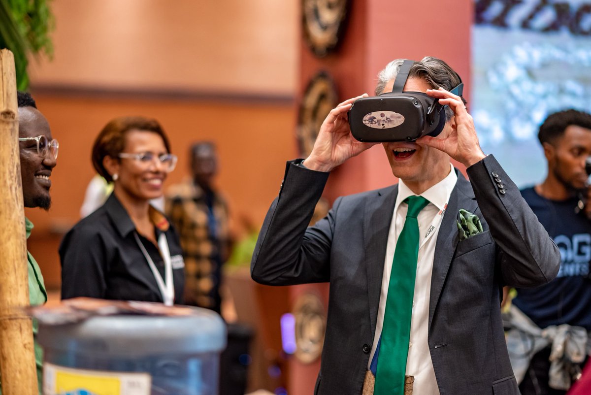 Simon_Begumisa_'s tweet image. Uganda is more than a destination—it’s a living culture you can feel in every rhythm, taste, and tradition. 🇺🇬✨
Experience it all at the Pearl of Africa Tourism Expo 2026
21st–23rd May
#POATE2026 #ExploreUganda #VisitUganda