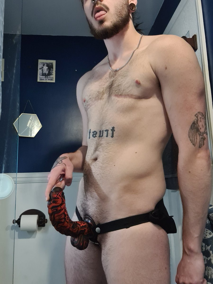 AtlasOdinX's tweet photo. Treated myself to some goodies from @sinnerwear_. See the third pic to check how wet wearing this got me 😏 https://t.co/A5bFLqmVdY