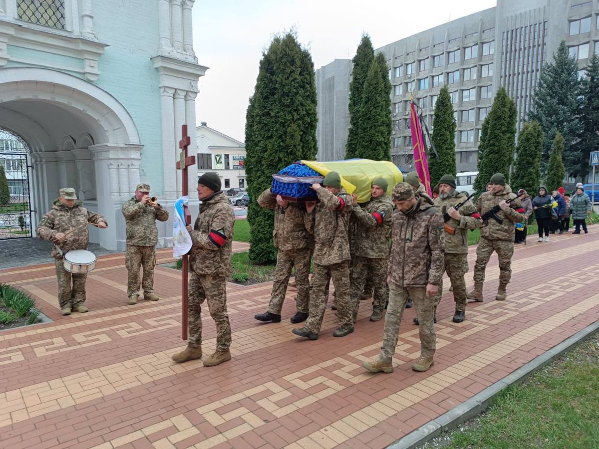 Сергій Погребецький tweet media