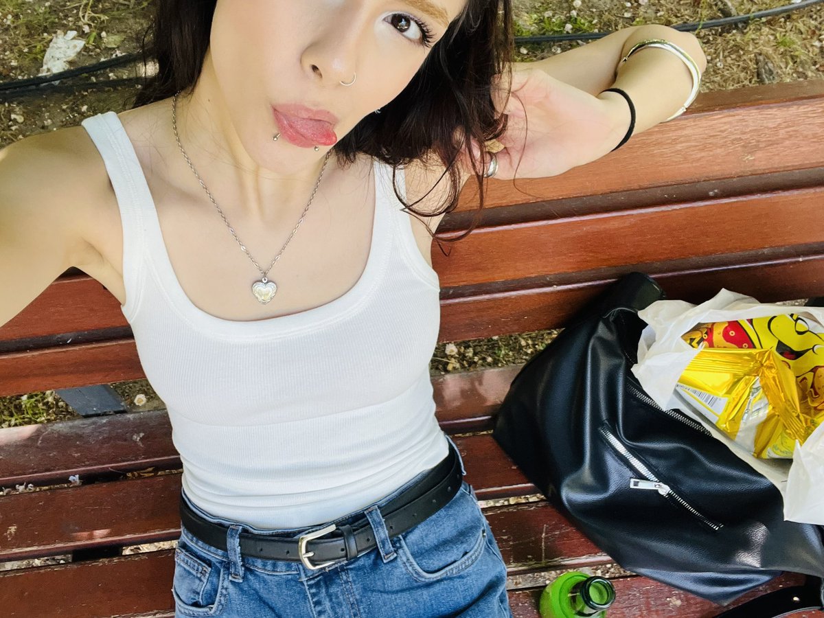 𝘉𝘢𝘩𝘢𝘳 tweet media