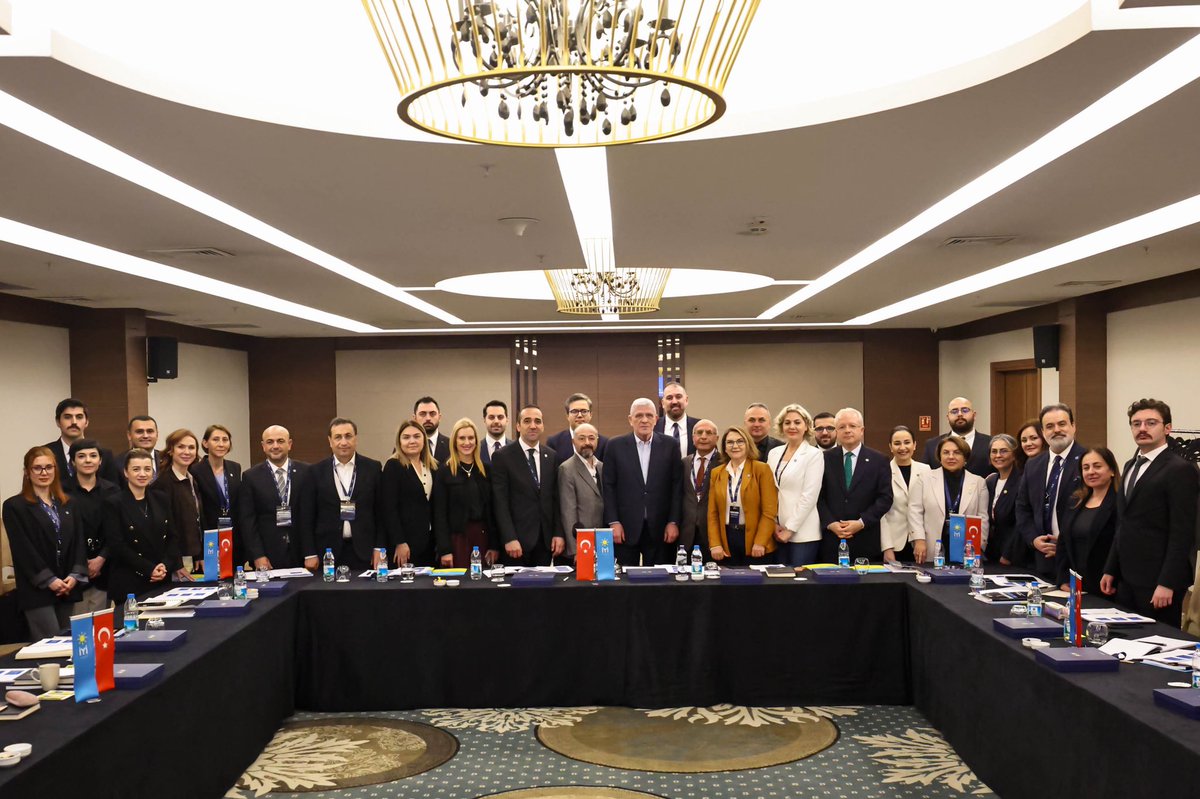 İYİ Parti tweet media