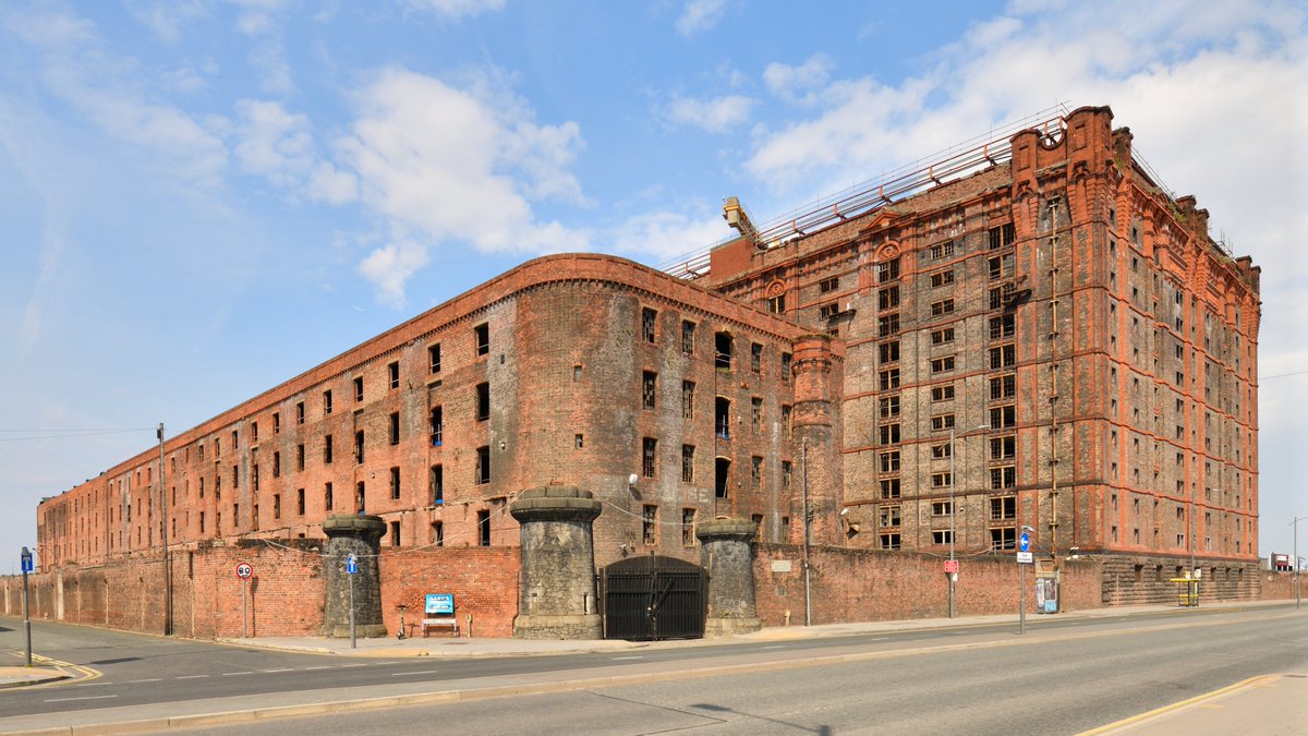 Liverpool1207's tweet image. ....we did a decent warehouse back in the day
#Liverpool 🧱🧱🧱