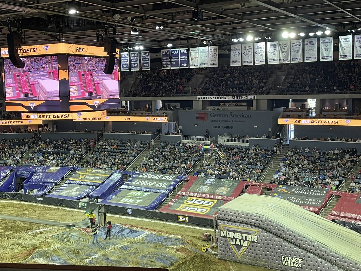 RainyINFINITY tweet media