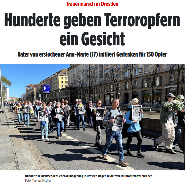 PeterBorbe's tweet photo. Starke Aktion von Michael Kyrath: Der Vater der im Zug bei Brokstedt von einem Palästinenser erstochenen Ann-Marie hat gestern in #Dresden eine Gedenkveranstaltung organisiert, um 150 Opfern von Terror und Gewalt zu gedenken. Ihre Fotos hatten die Organisatoren auf sieben Stellwänden vor der Frauenkirche aufgehängt.
https://t.co/4C18sBGdlE