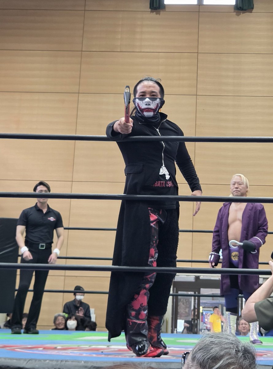 waterfall13m's tweet photo. ファンタジックな佐野選手のガウン
旭選手のカッコいいコスチューム
#ランズエンド https://t.co/20Ni1KQ6ti