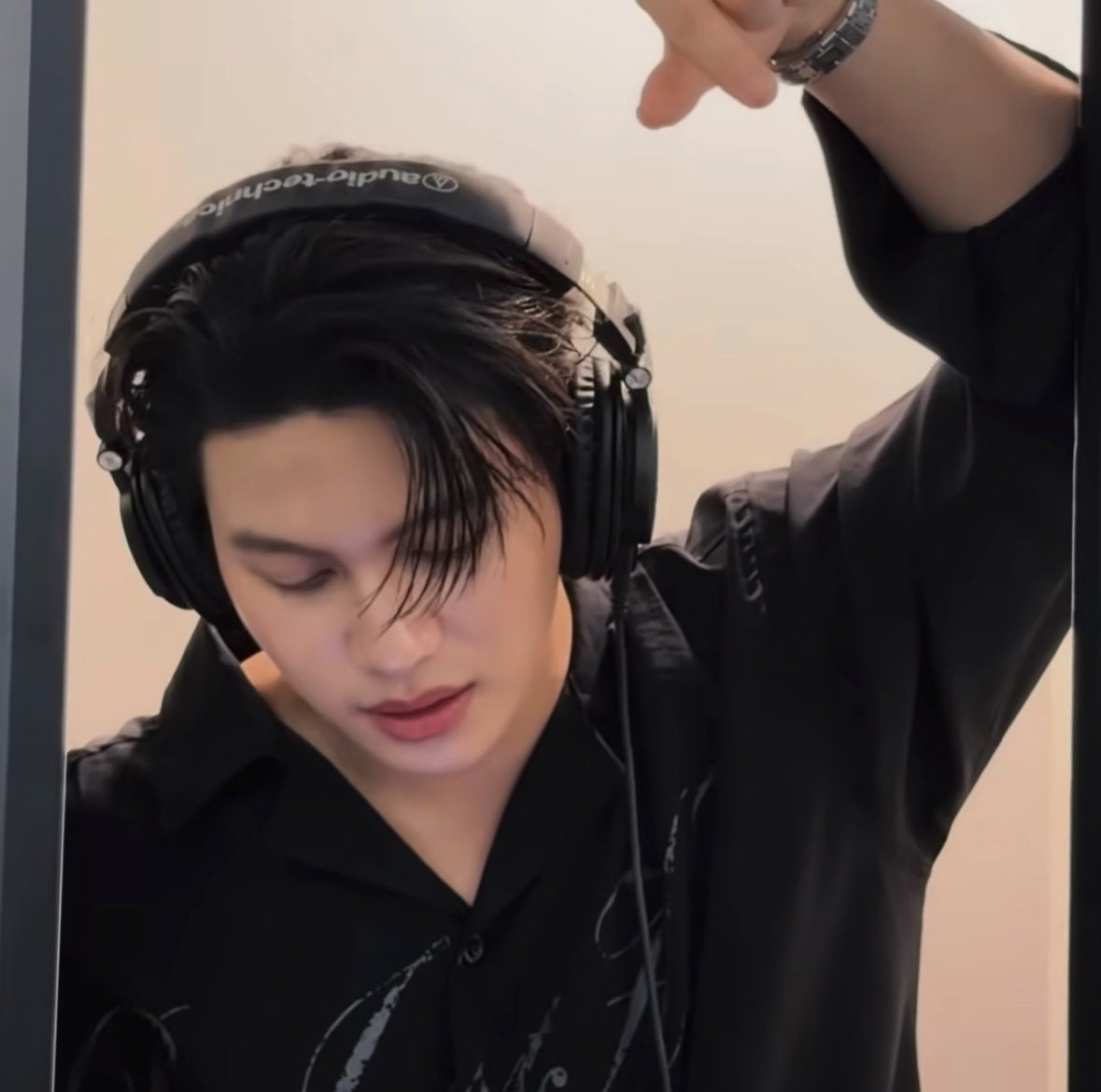 moon 🐾 tweet media