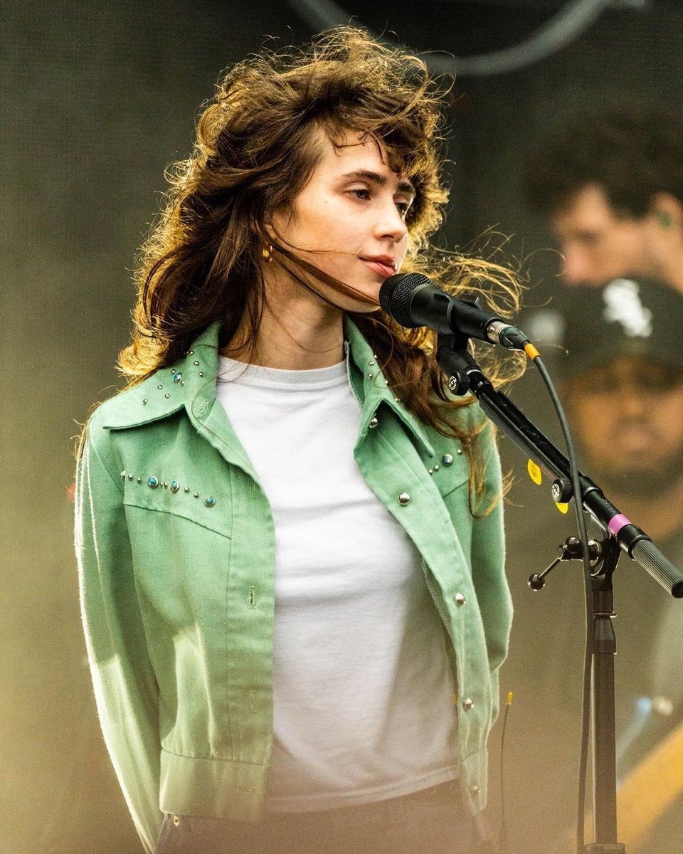 Clairo’s Jewels tweet media