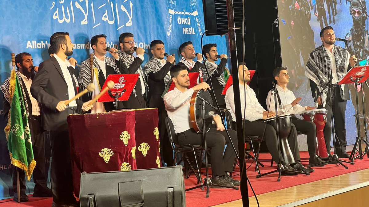 furkanhareketi's tweet photo. Konferanslar Zinciri İstanbul'da Devam Ediyor 📍

Alparslan Kuytul Hocaefendi'nin "Kur'an'da Yahudi Gerçeği ve Filistin" konulu konferans konuşmalarından önce coşku dolu bir ön program gerçekleştirildi.

AlparslanHoca İstanbulda
#FurkanKonferansları

Canlı Yayın: https://t.co/vYIzdoeWae