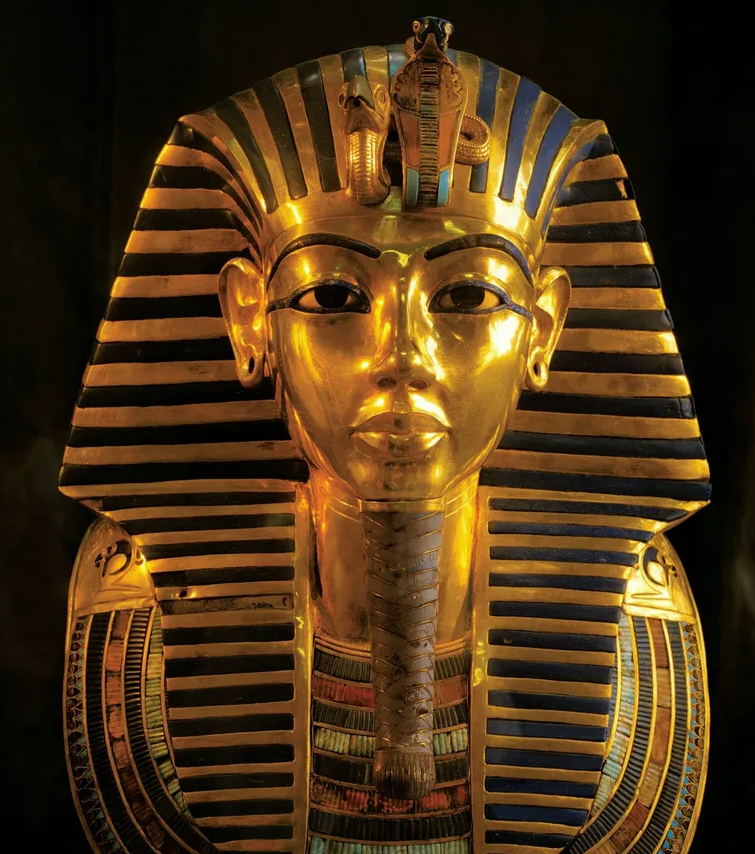 Egipto para principiantes: saque su pasaje a Europa
Disclaimer dominical: de esos pensamientos incómodos que te arruinan el café de la mañana.
Si de verdad querés conocer el antiguo Egipto, faraones, dioses, templos y toda su gloria, por favor, no cometas la vulgaridad de ir al