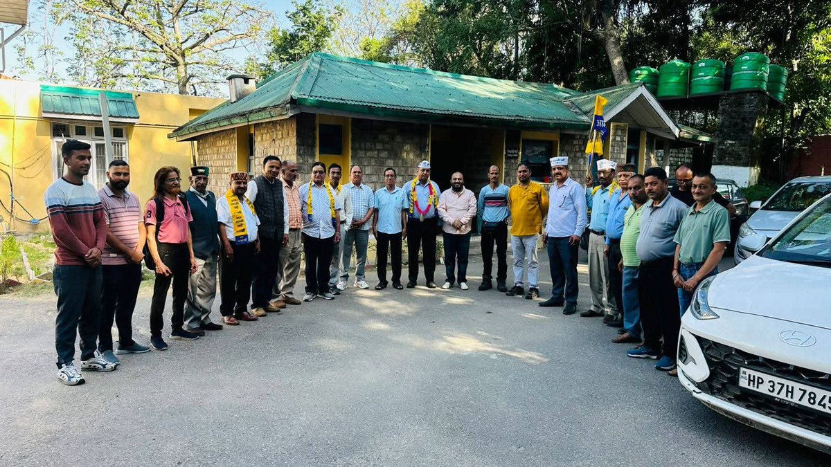 सुलह विधानसभा में कार्यकर्ता बैठक सफलतापूर्वक संपन्न।

जोनल सह प्रभारी श्री Saurabh Behal जी के नेतृत्व में संगठन लगातार मजबूत हो रहा है।

#हिमाचल_में_भी_केजरीवाल
<a href="/AamAadmiParty/">AAP</a> 
<a href="/ArvindKejriwal/">Arvind Kejriwal</a> 
<a href="/MLARituraj/">RITURAJ JHA</a> 
<a href="/AAPKaAjayRajput/">Ajay Rajput</a>