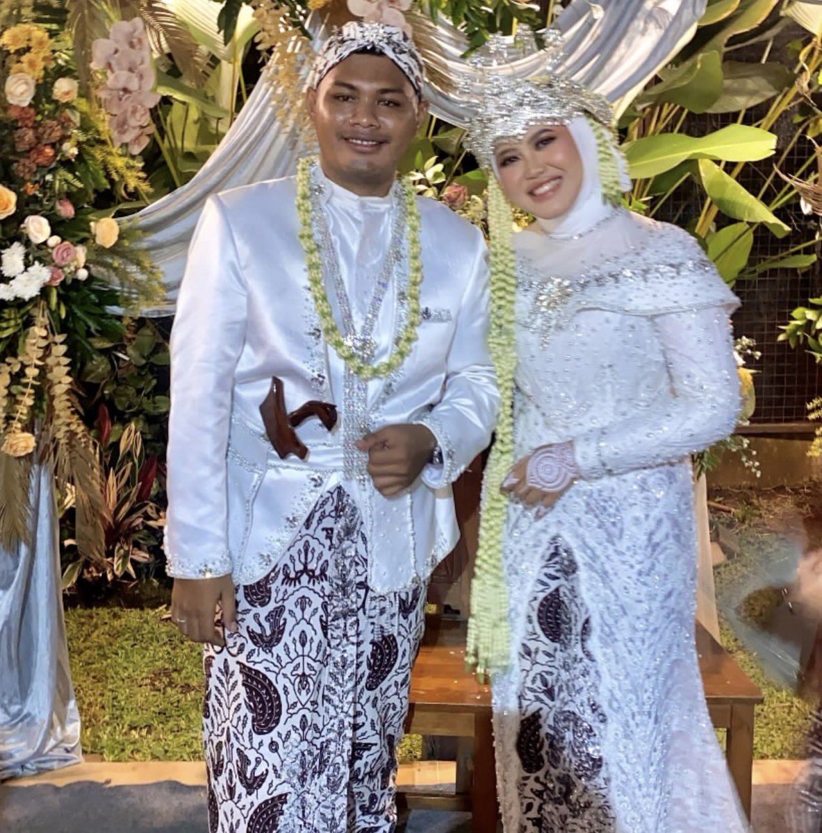syifarw tweet media