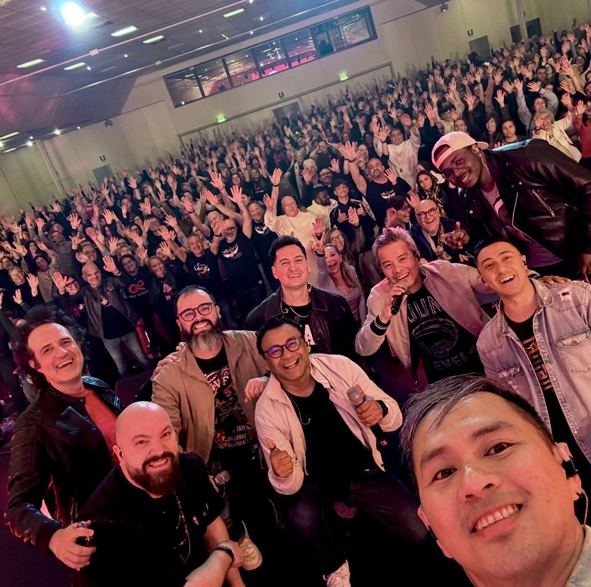 Gen Rosso Official tweet media