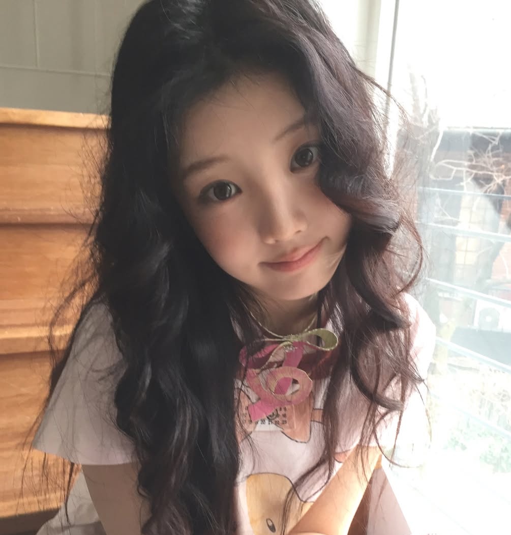 ILLIT BASE tweet media