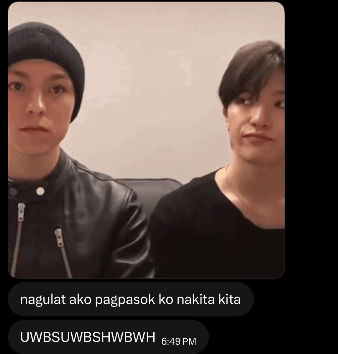 hansolboxd's tweet image. us lang ba yung nagdm kahit one table away kasi nagkakahiyaan tapos biglang buong gabi magkasama #organicencounter #socmedau #wattpad