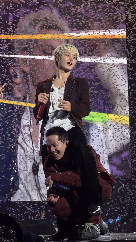 りだらん tweet media