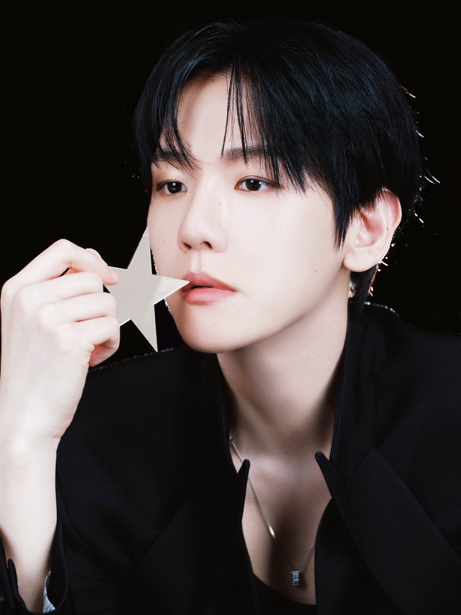 BAEKHYUN_official tweet media