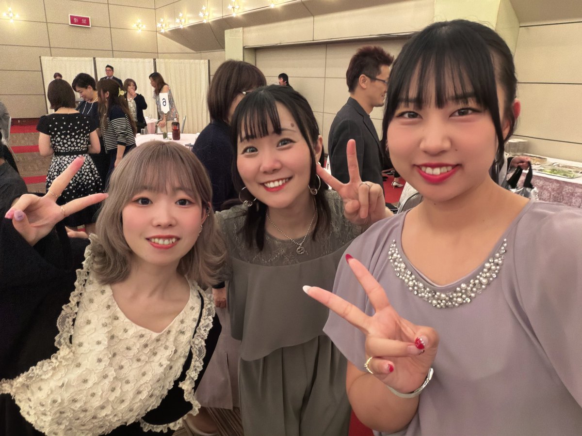 RN_rin_11's tweet photo. 2026宮崎プロアマオープントーナメント
最終16位で終了しました！
応援ありがとうございました。

トーナメント2ゲームトータル勝負
ストライクで勝ち
9本でワンショット
なのにも関わらずノーヘッド6本。
悔しすぎますが自分のつめがあまかったです😞

またグリコに向けて頑張るぞー❤️‍🔥💪 https://t.co/9PbrfEpO67