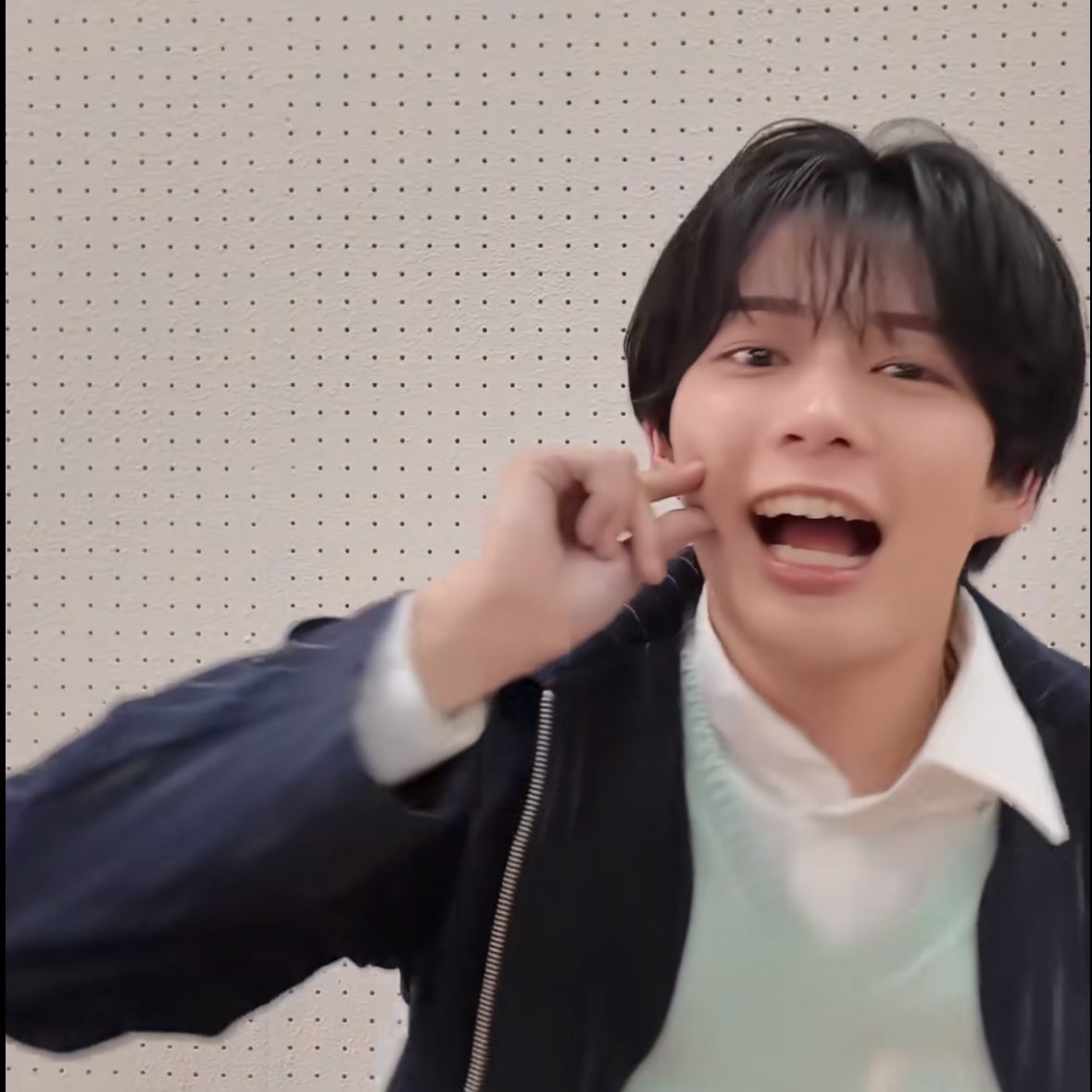_s28pkn's tweet photo. はやく会いたくなった😭😭😭😭😭😭😭😭😭 https://t.co/TcAuq7FWzS