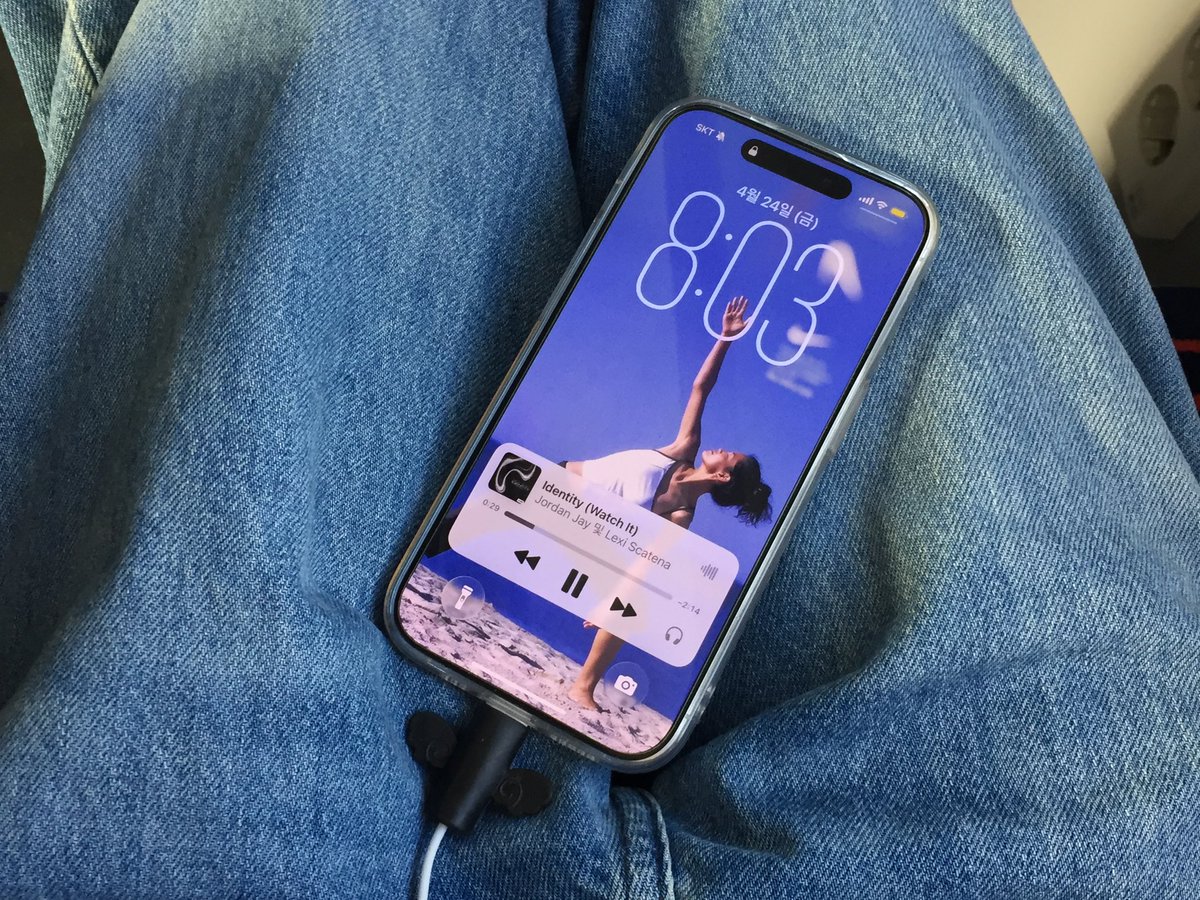 yoon tweet media